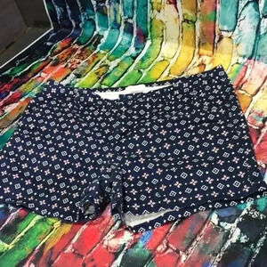 Liz Claiborne plus‎ size 14 shorts navy blue with white and red pattern